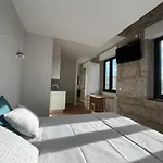Ameixial Suites